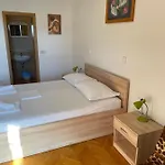 Dragica 3* Makarska