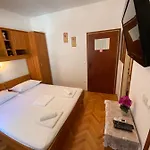 Dragica Pensjonat Makarska