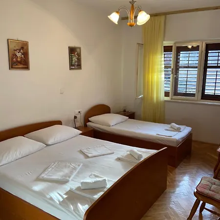 Dragica 3* Makarska
