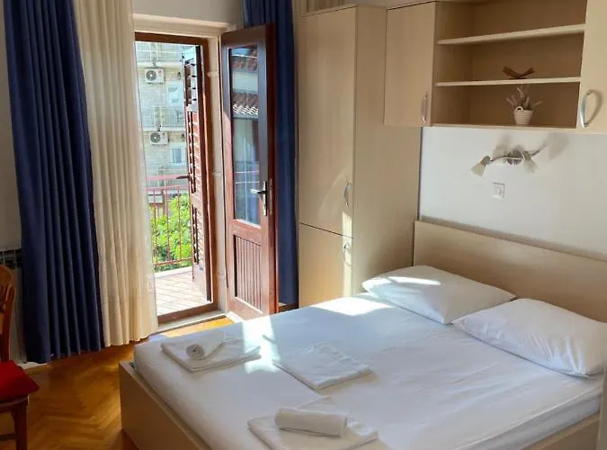 Dragica Guest house 3*