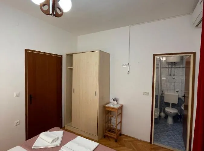 Dragica Πανσιόν Μακάρσκα